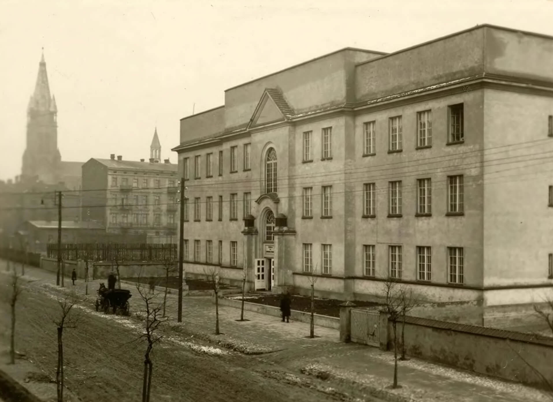 Szkoła powszechna przy ulicy Prezydenta Mościckiego