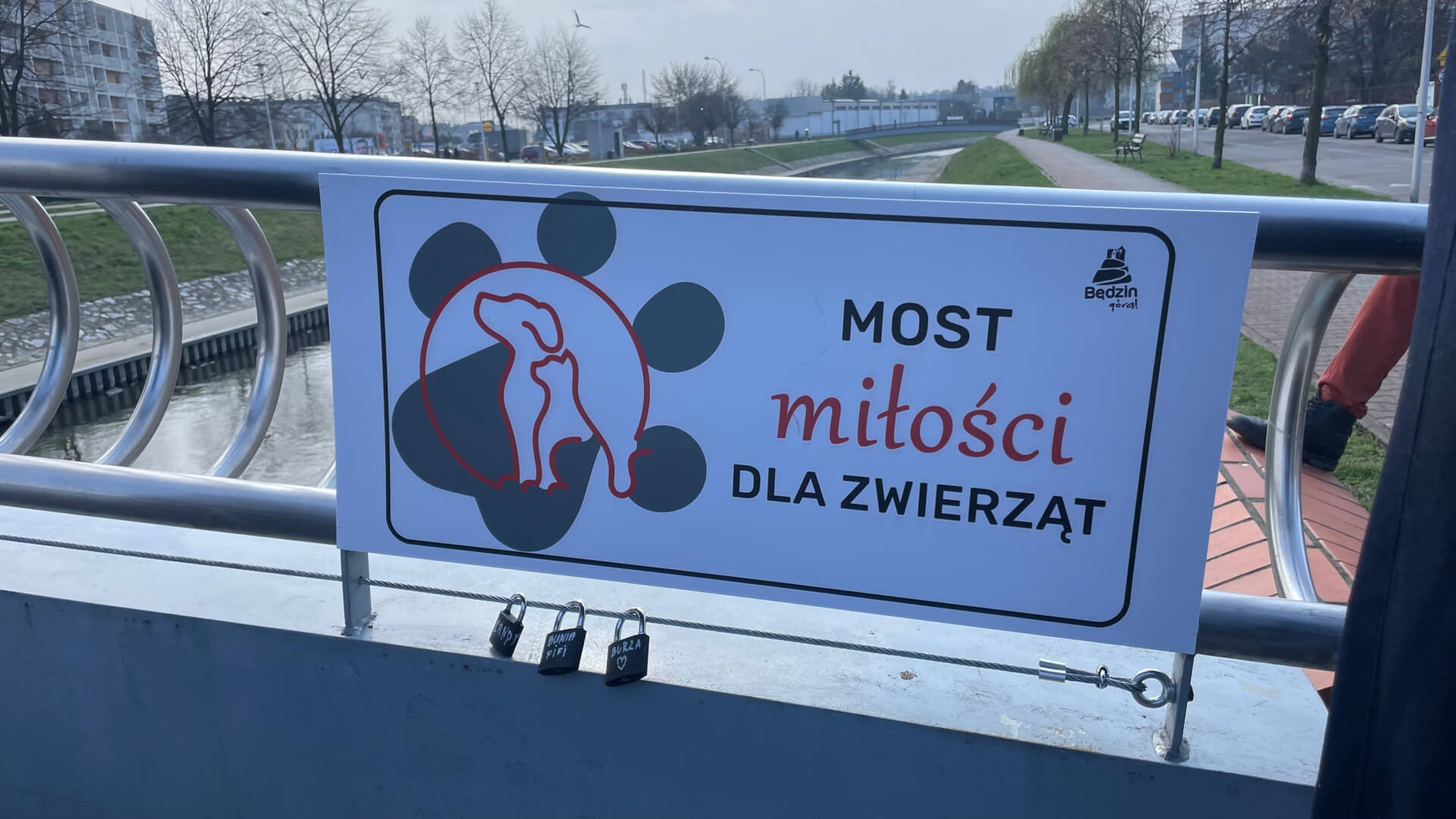 Otwarcie Mostu Miłości do Zwierząt nad Czarną Przemszą w Będzinie