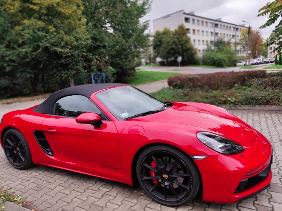 Porsche 718 Boxster 2