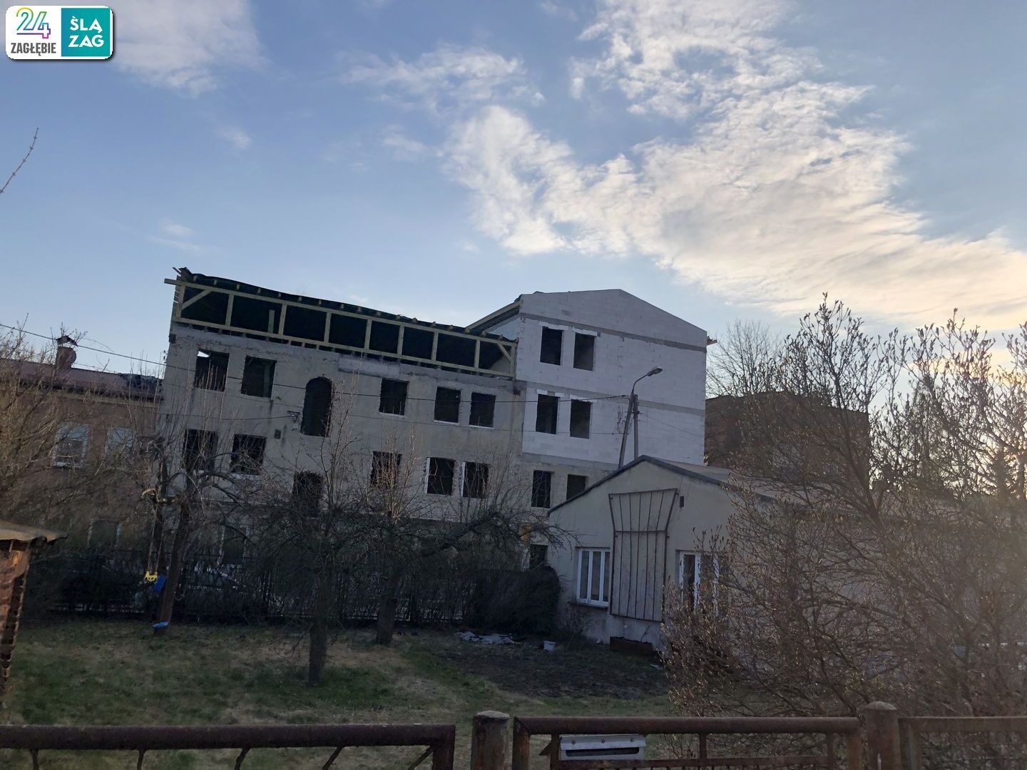 Sosnowiec-Pogoń. „3 Kamienice” – przebudowa z adaptacją na cele mieszkalne przy zbiegu ulic Grochowej i Marii Skłodowskiej-Curie. 23 marca 2025.
