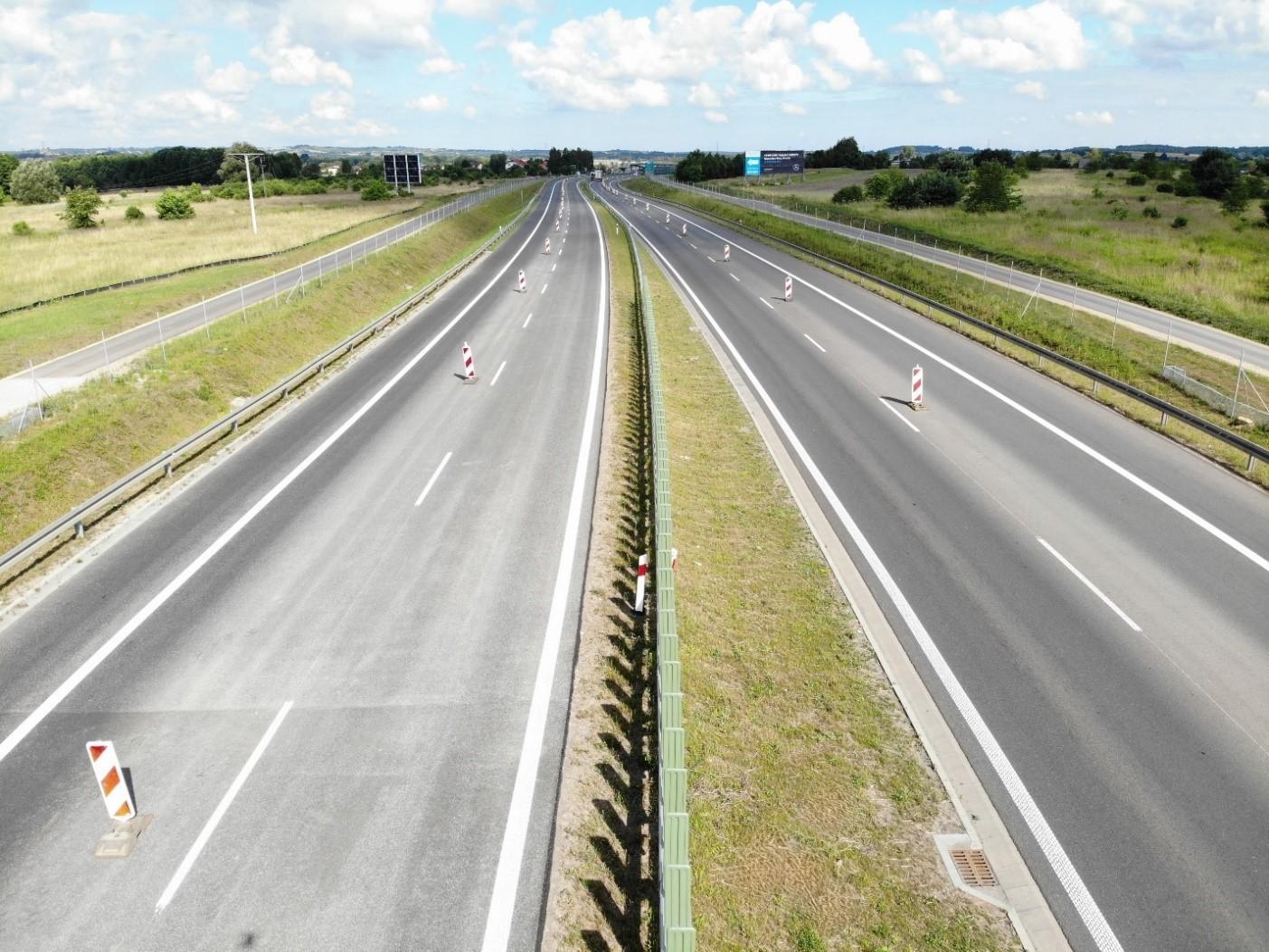 Znika ostatnie oznakowanie zwężenia jezdni